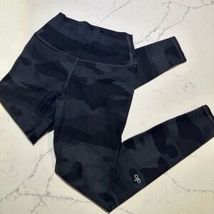 Alo Black Camo Leggings